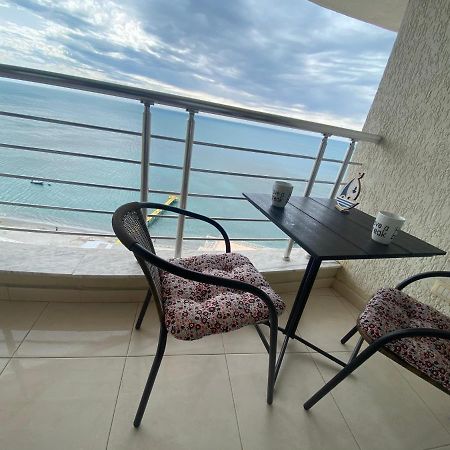 Currila Beach Apartment Durrës Exterior foto