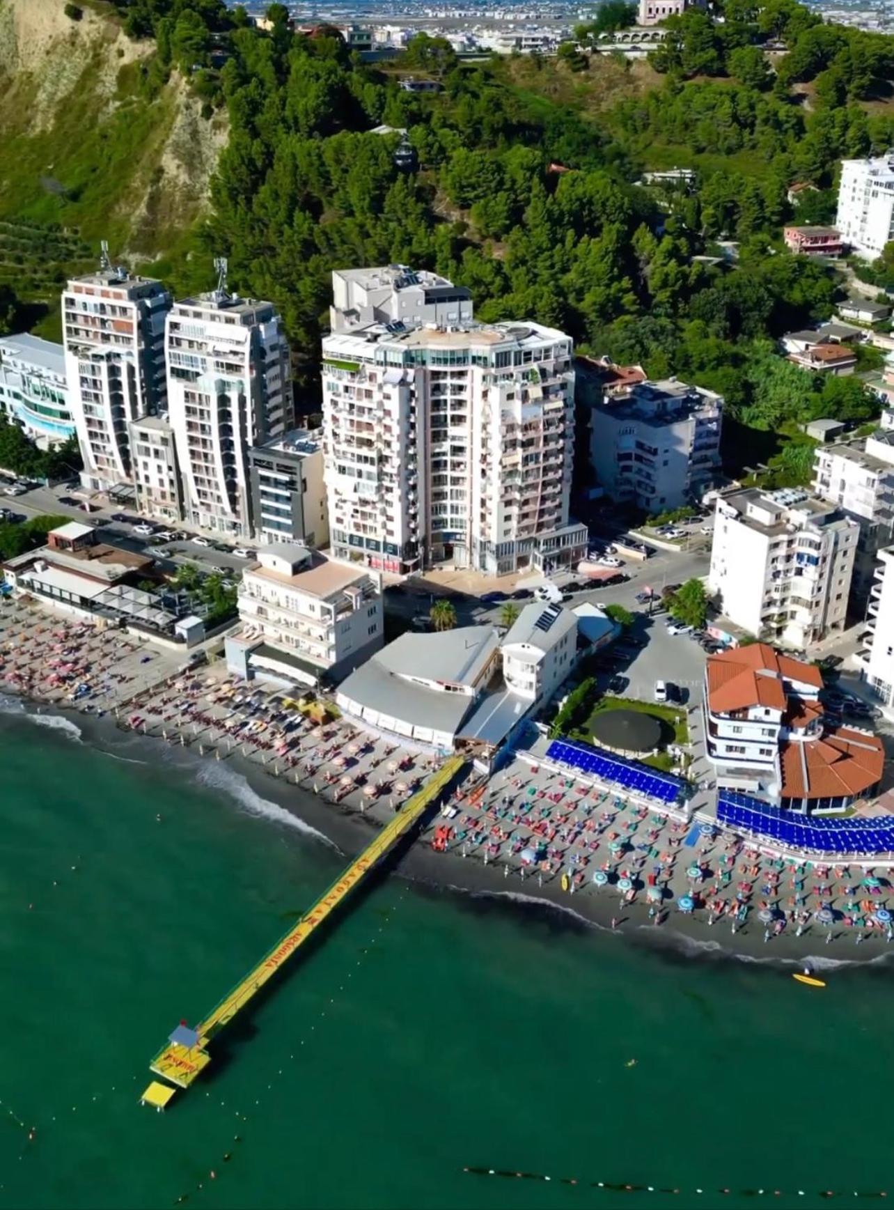 Currila Beach Apartment Durrës Exterior foto